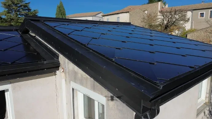Installation panneaux solaires sur toit à Montpellier - Captain Solar